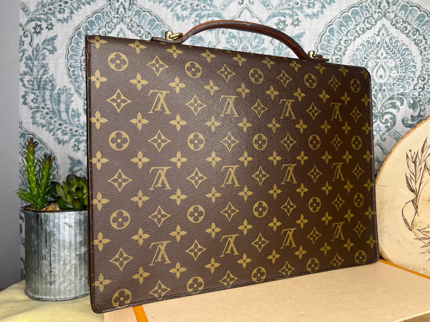 Louis Vuitton Porte Documents Bandouliere
