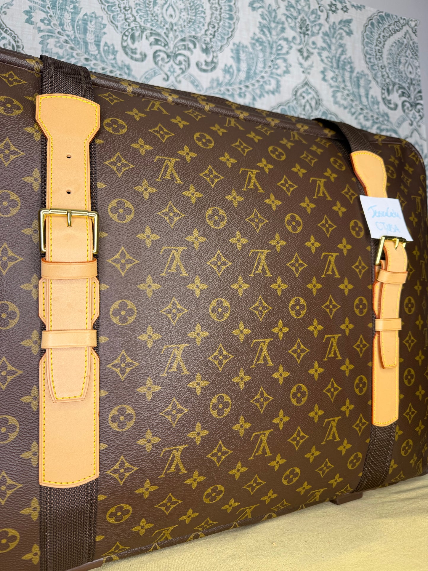 Louis Vuitton Satellite 60 Suit Case