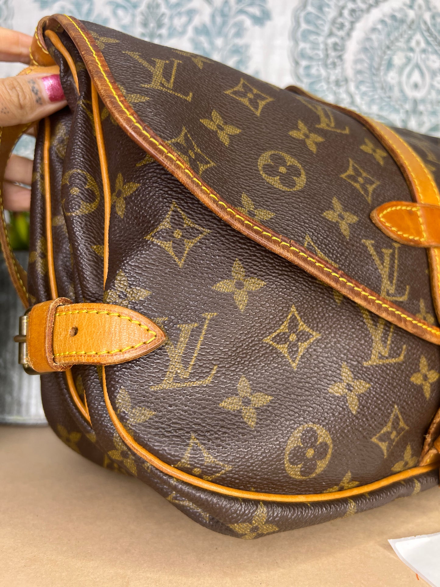 Louis Vuitton Saumur 30