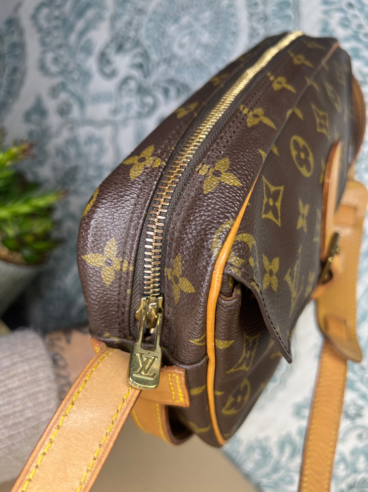 Louis Vuitton Jeune Fille GM #1