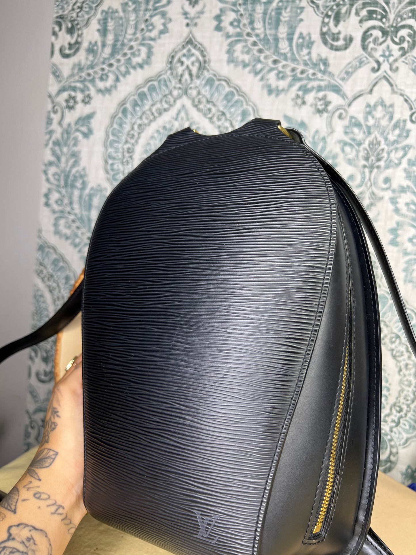 Louis Vuitton Epi Black Mabillon