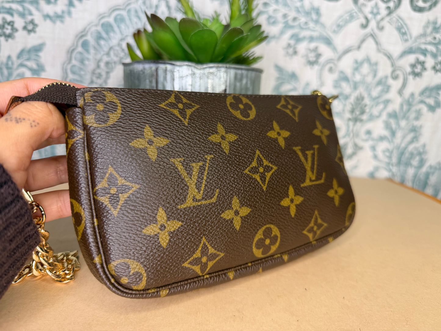 Louis Vuitton Monogram Bucket Pochette #1