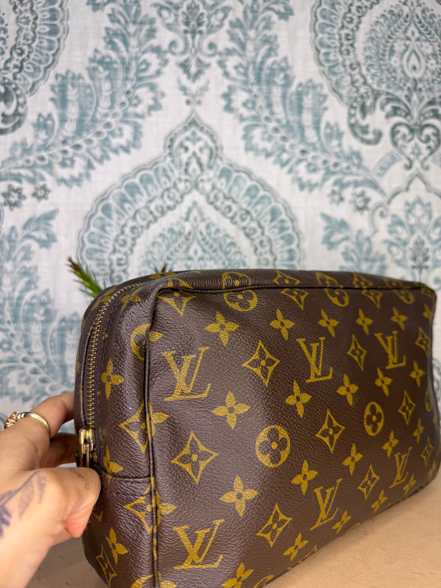 Louis Vuitton Trousse 28