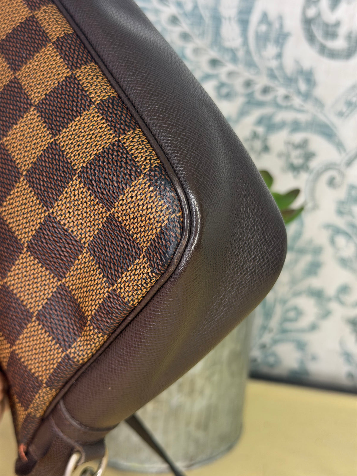 Louis Vuitton Damier Ebene Trousse Pochette