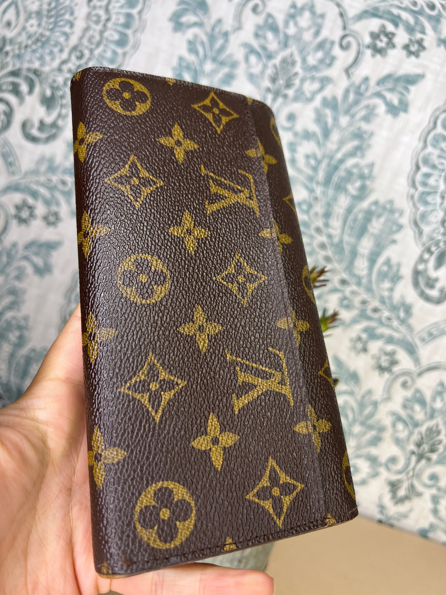 Louis Vuitton Monogram Sarah Wallet NM