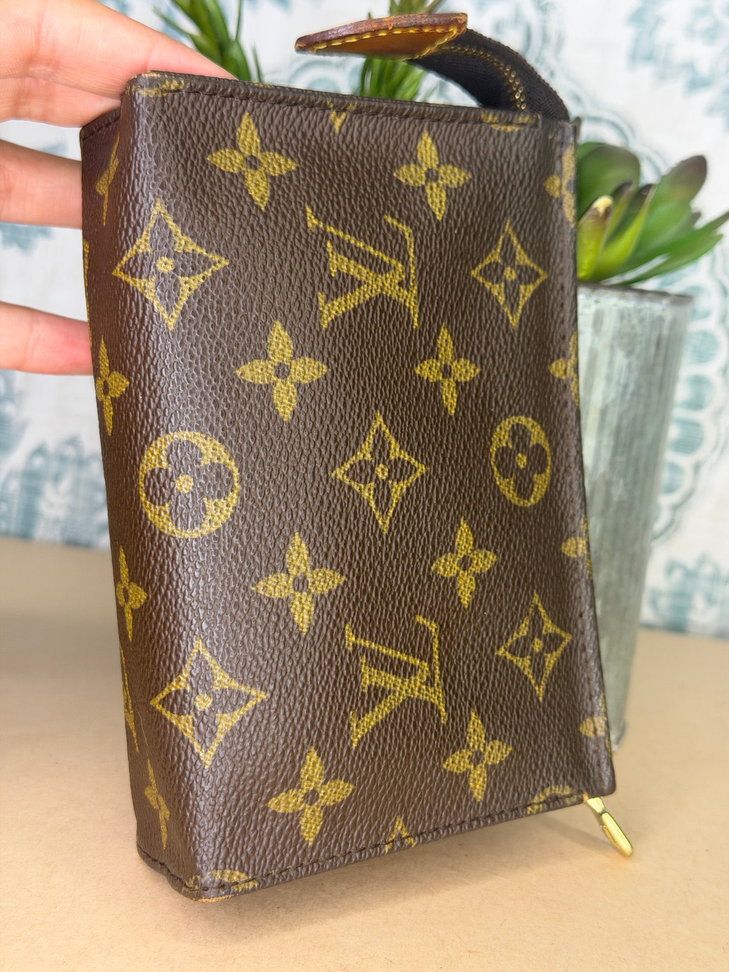 Louis Vuitton Toiletry 15