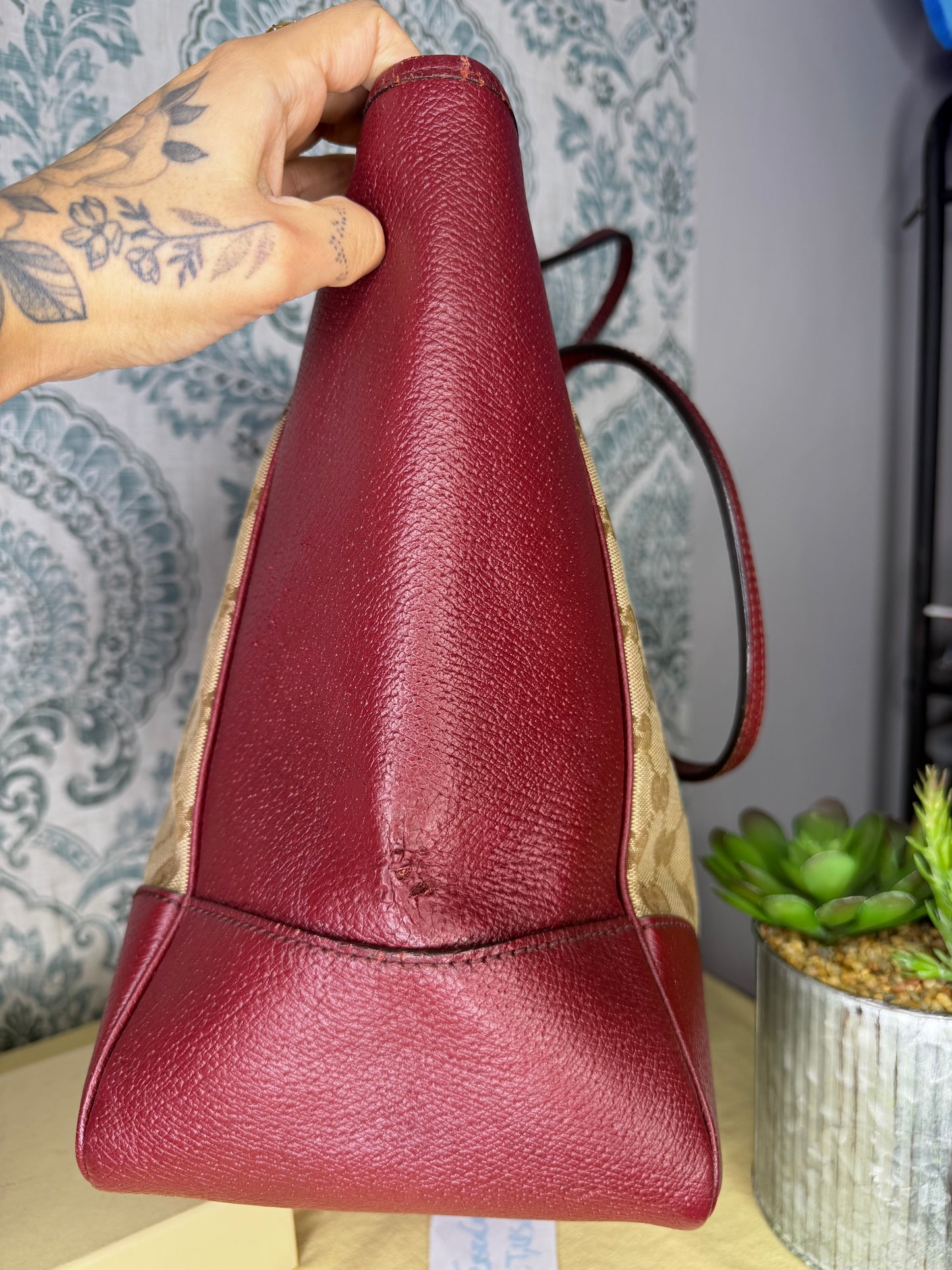 Gucci Medium Bree Zippered Tote