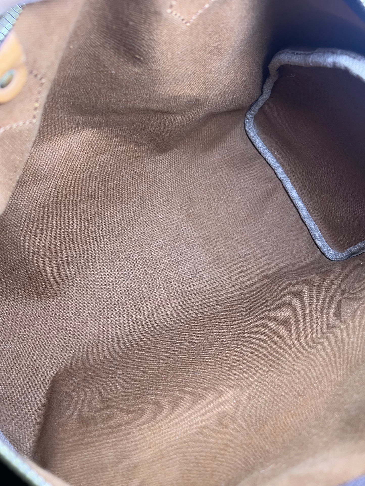 Louis Vuitton Speedy 35