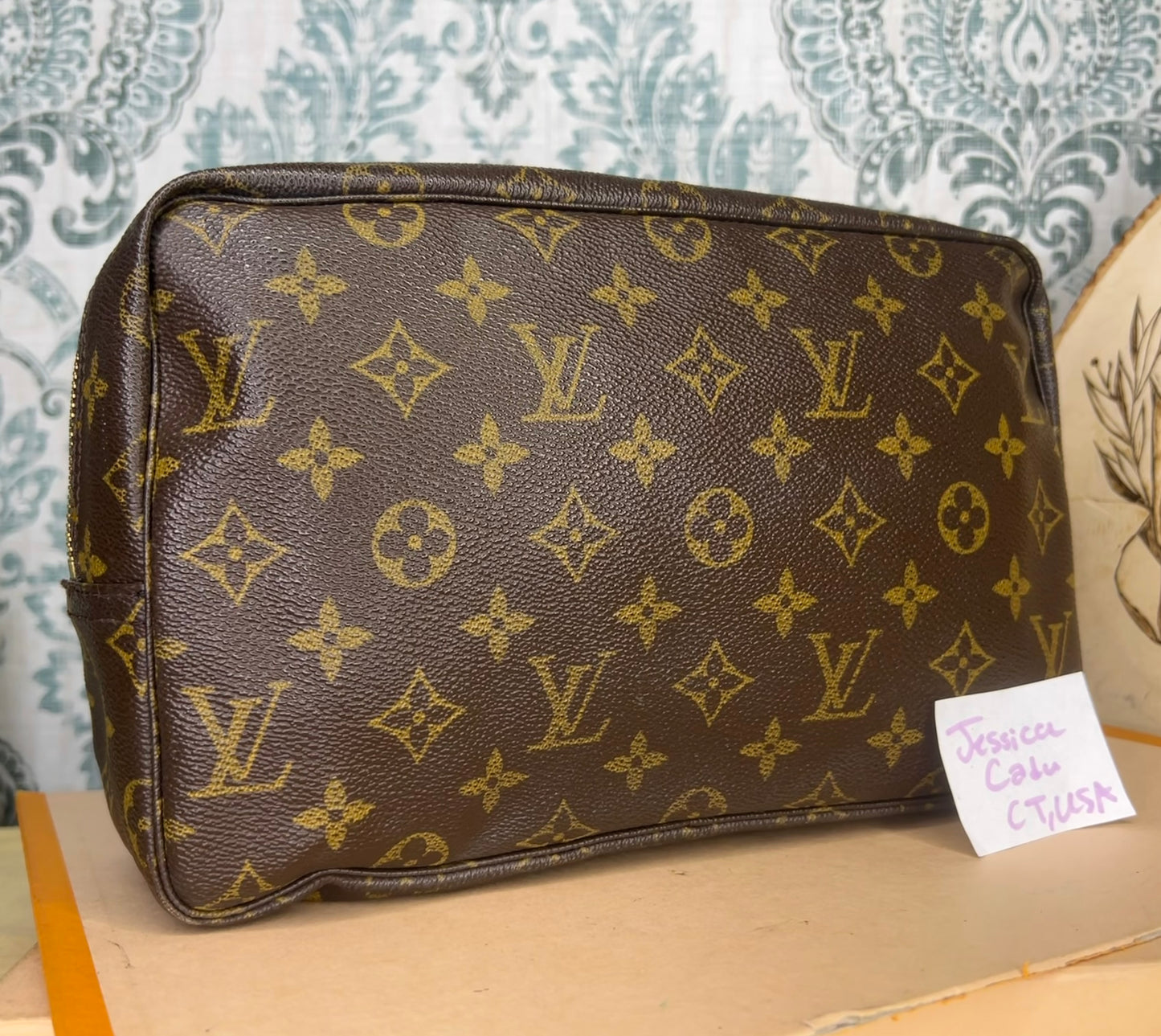 Louis Vuitton Trousse 28