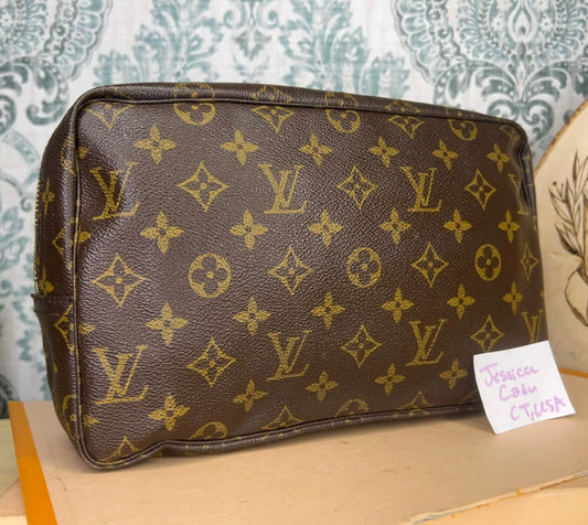 Louis Vuitton Trousse 28