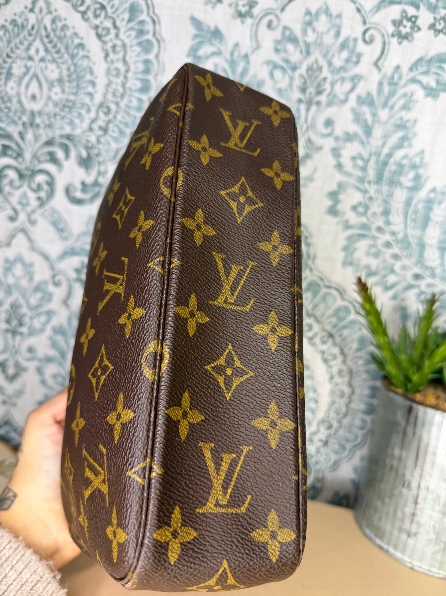 Louis Vuitton Trousse 23 #1