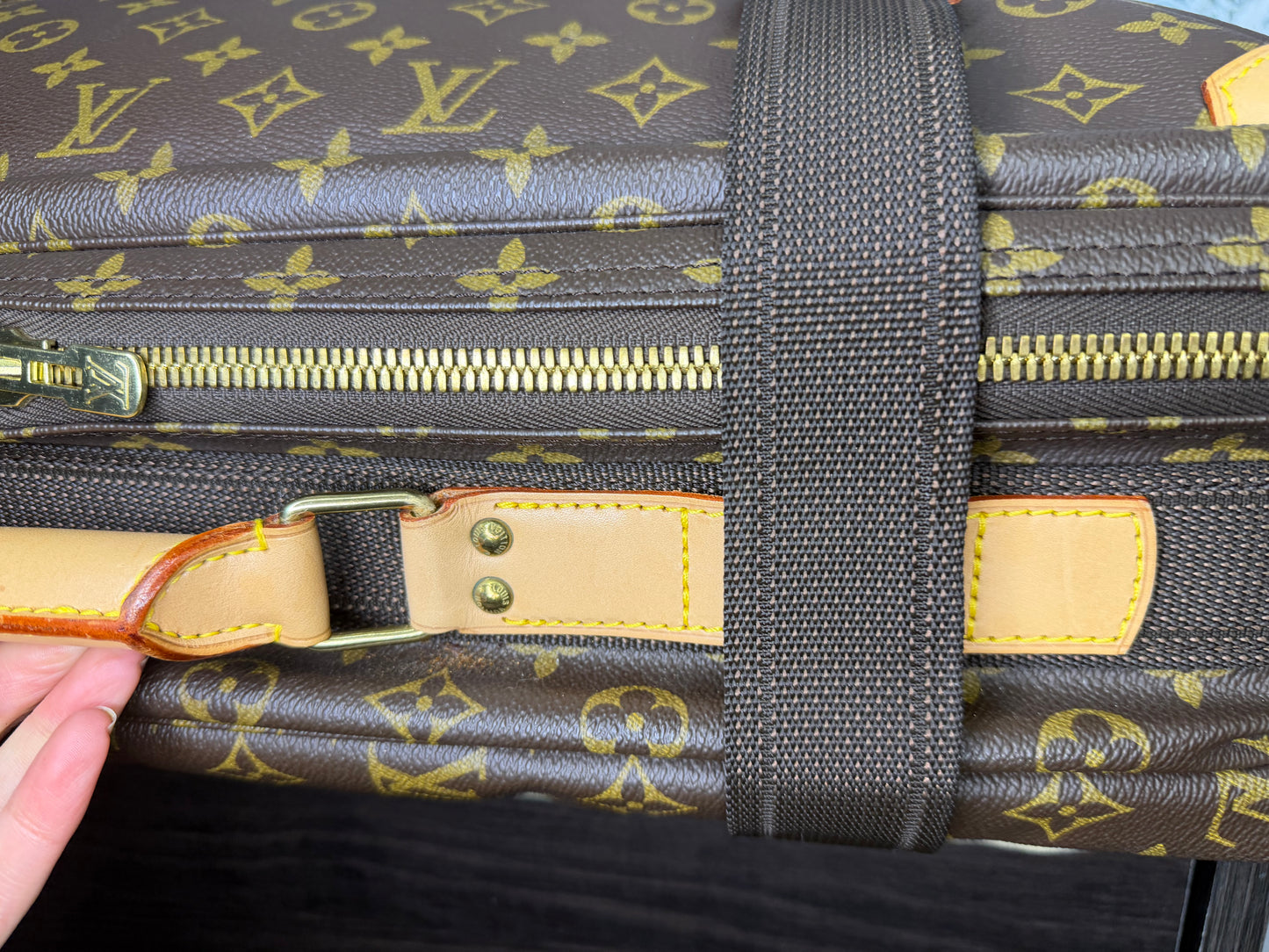 Louis Vuitton Satellite 60 Suit Case