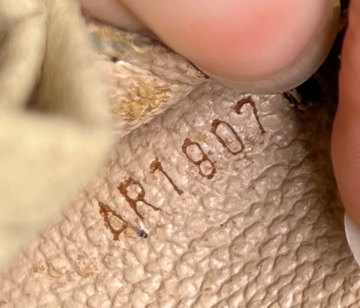 Louis Vuitton Monogram Bucket GM Pochette