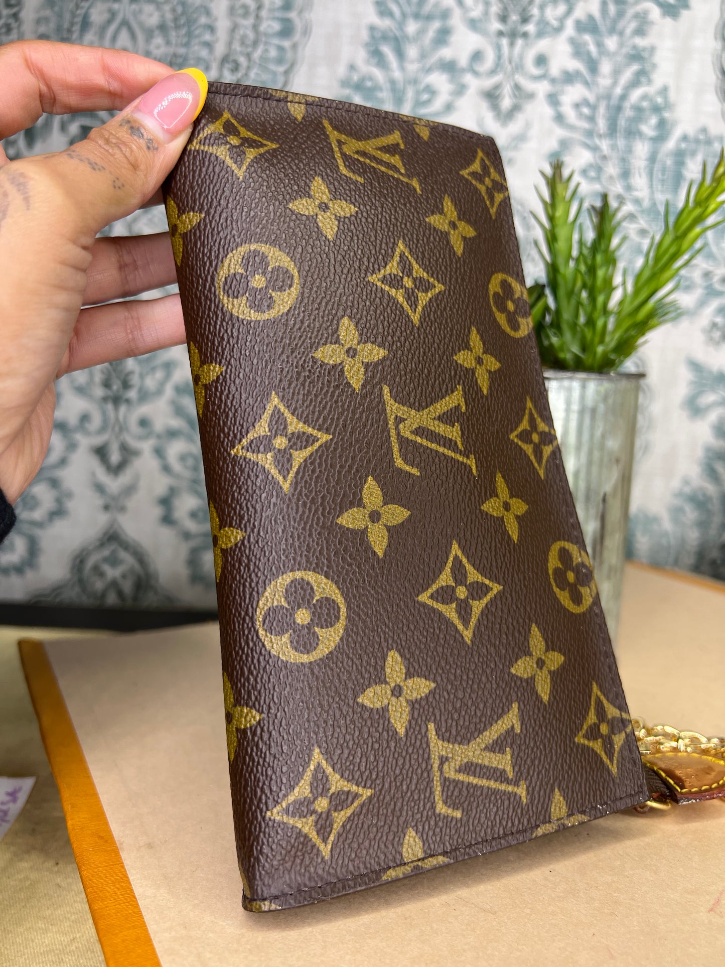 Louis Vuitton Bucket GM Pouch