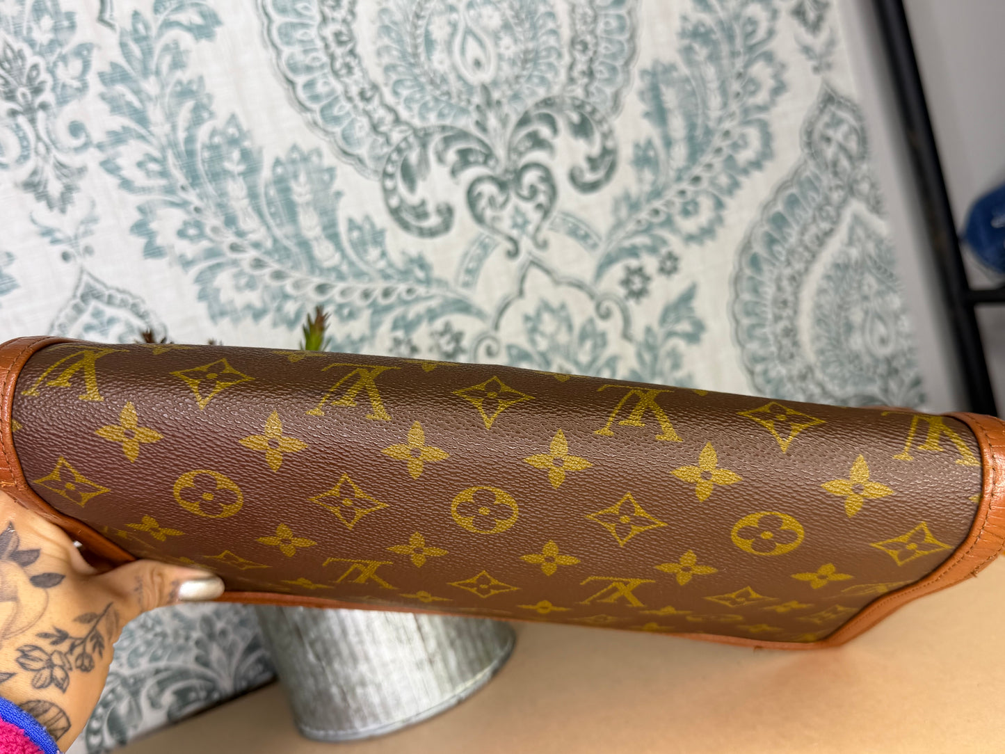 Louis Vuitton Pochette Dame GM