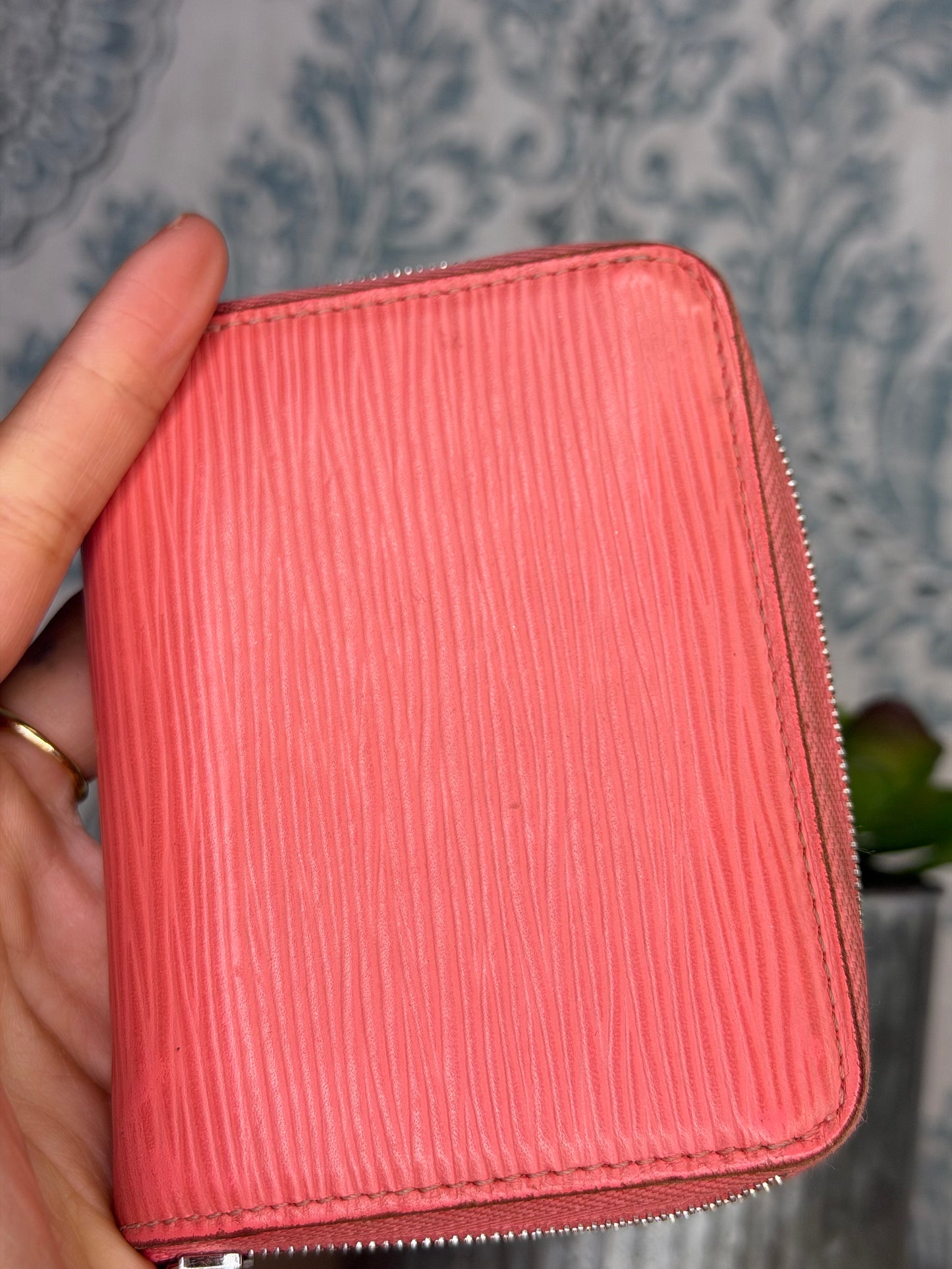 Louis Vuitton Zippy Epi Coin Purse Card Holder Coral