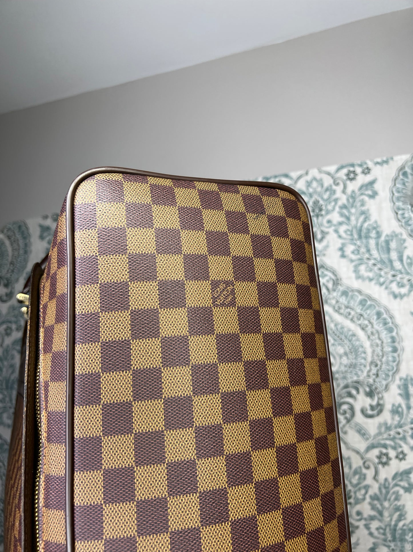 Nolita GM Luggage Case