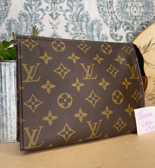 Louis Vuitton Toiletry 19 #1