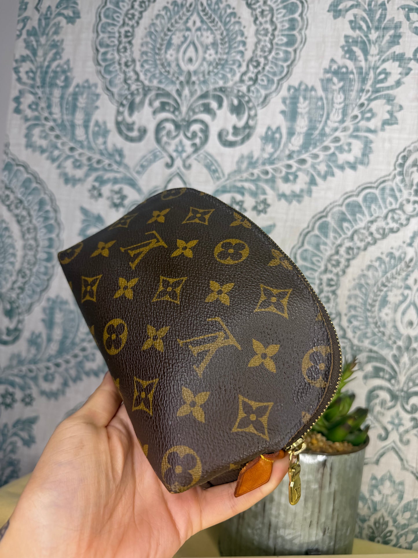 Louis Vuitton Cosmetic PM