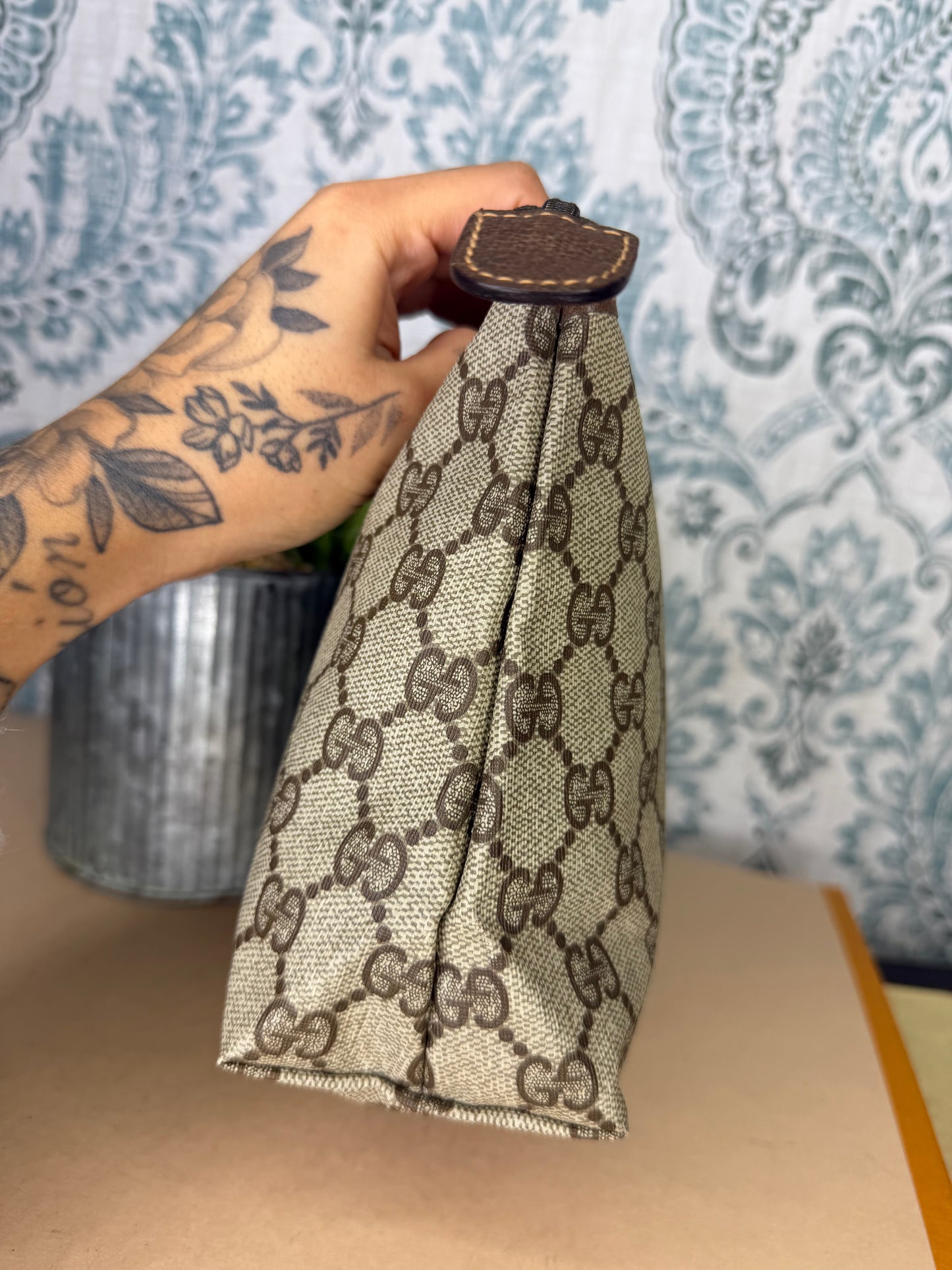 Gucci Supreme Brown Vintage Clutch / Pouch