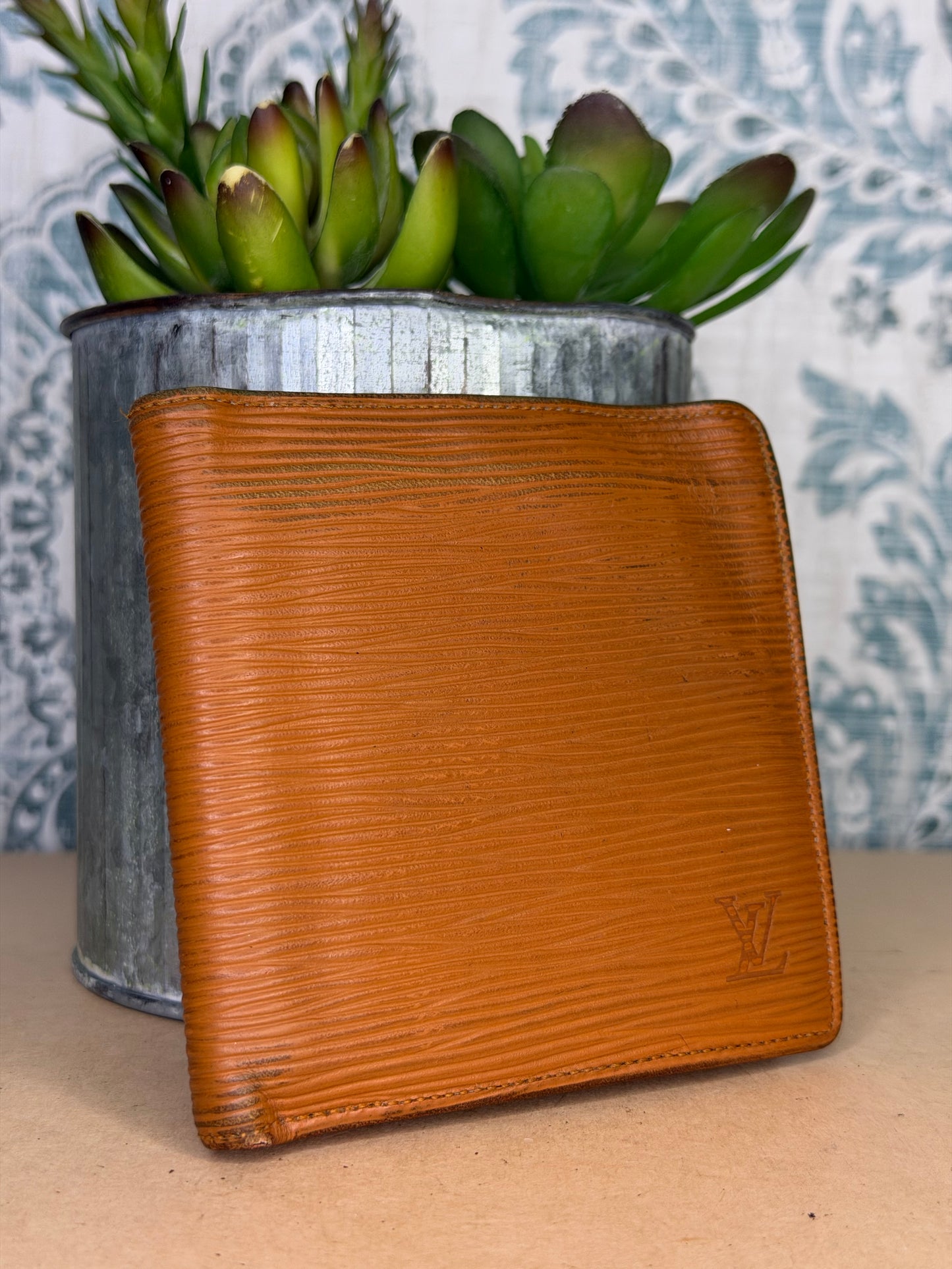 Louis Vuitton Epi Bifold Canelle