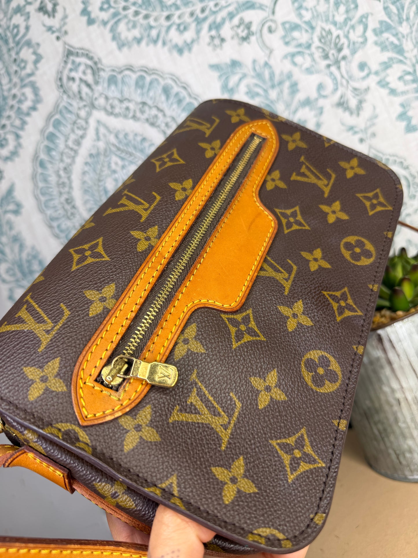 Louis Vuitton Saint Germain 24