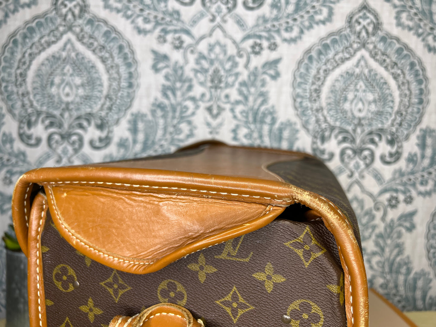 Louis Vuitton French Company Vintage Train Case / Cosmetic Case