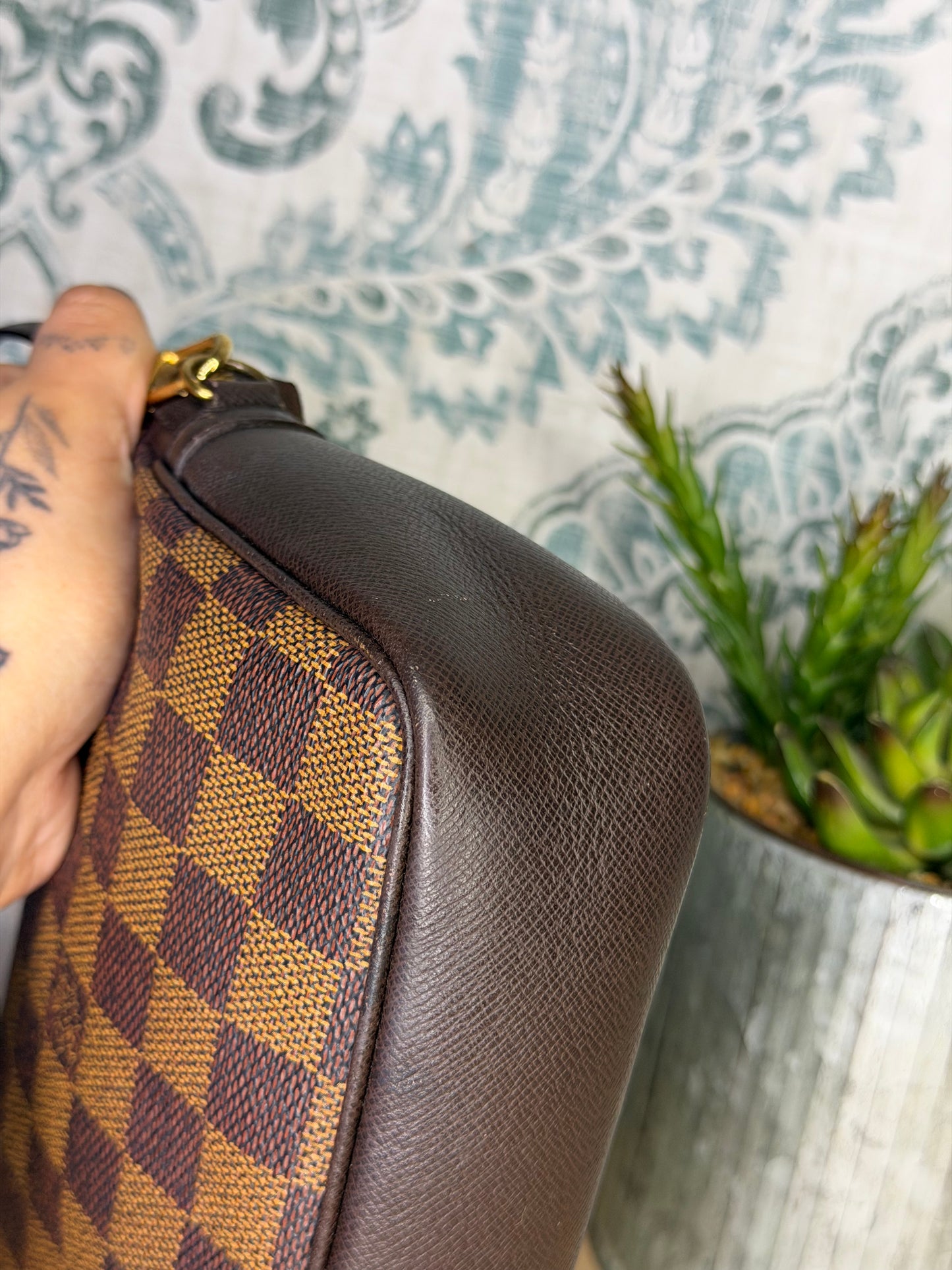 Louis Vuitton Damier Ebene Trousse Pochette