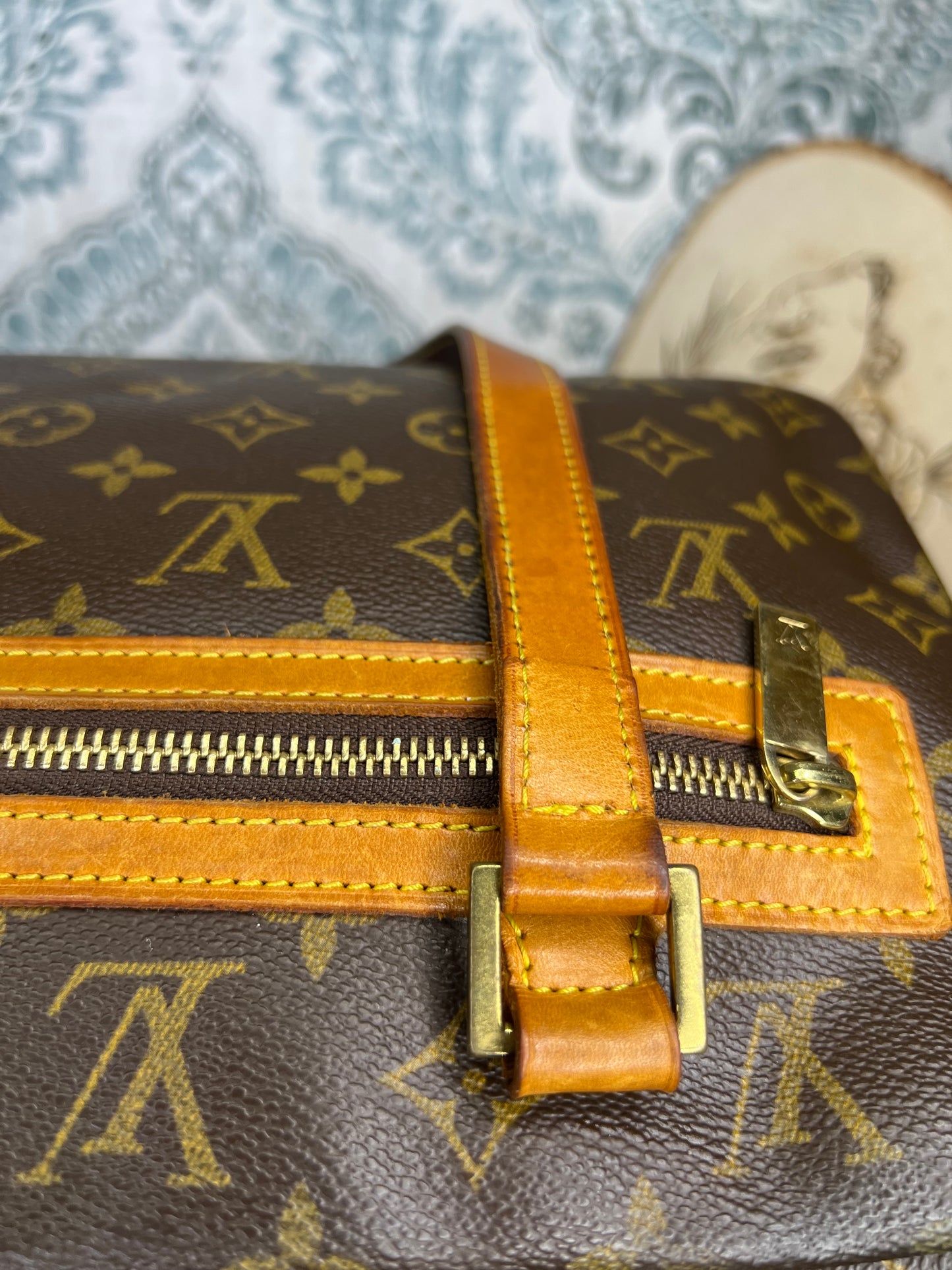 Louis Vuitton Cite GM