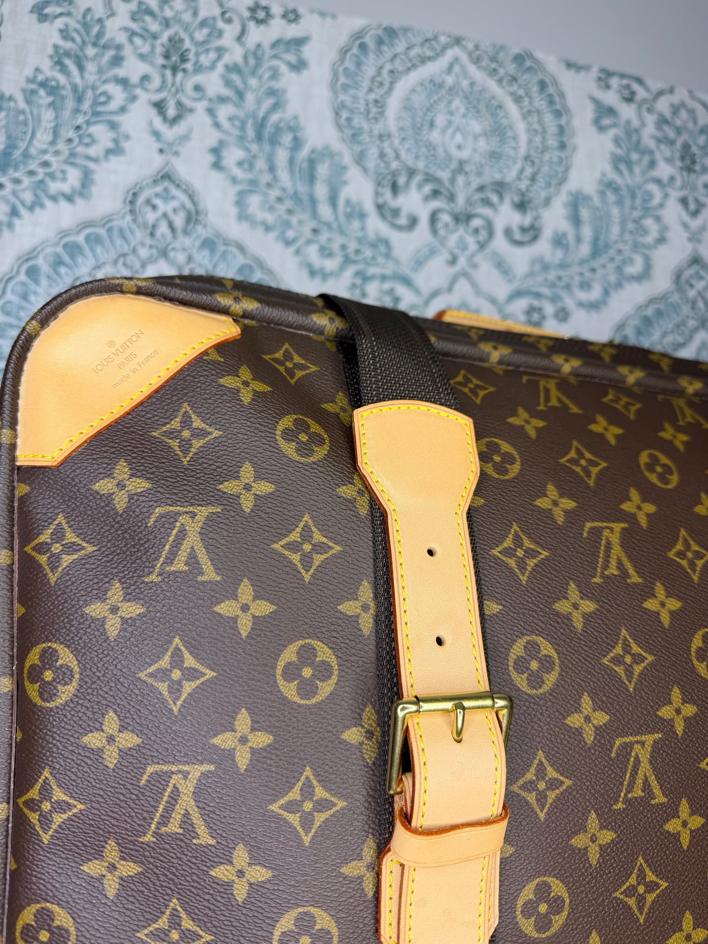 Louis Vuitton Satellite 60 Suit Case