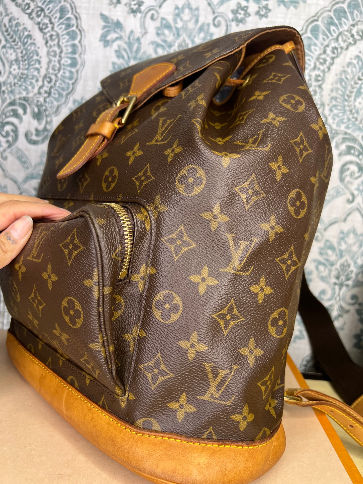 Louis Vuitton Montsouris GM