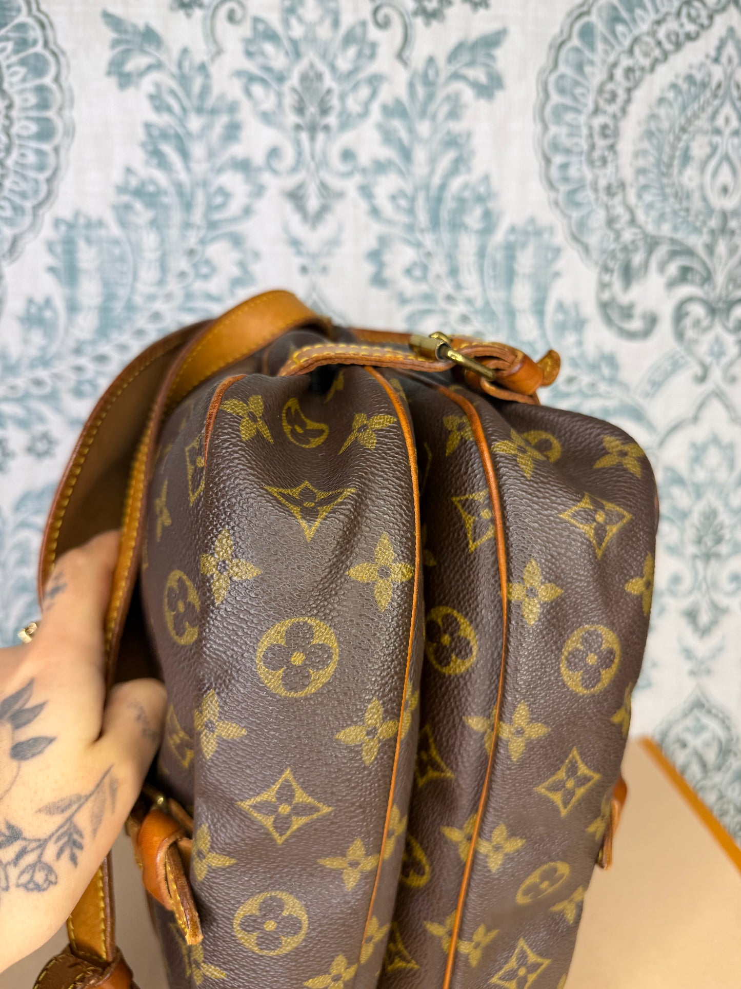 Louis Vuitton Saumur 30