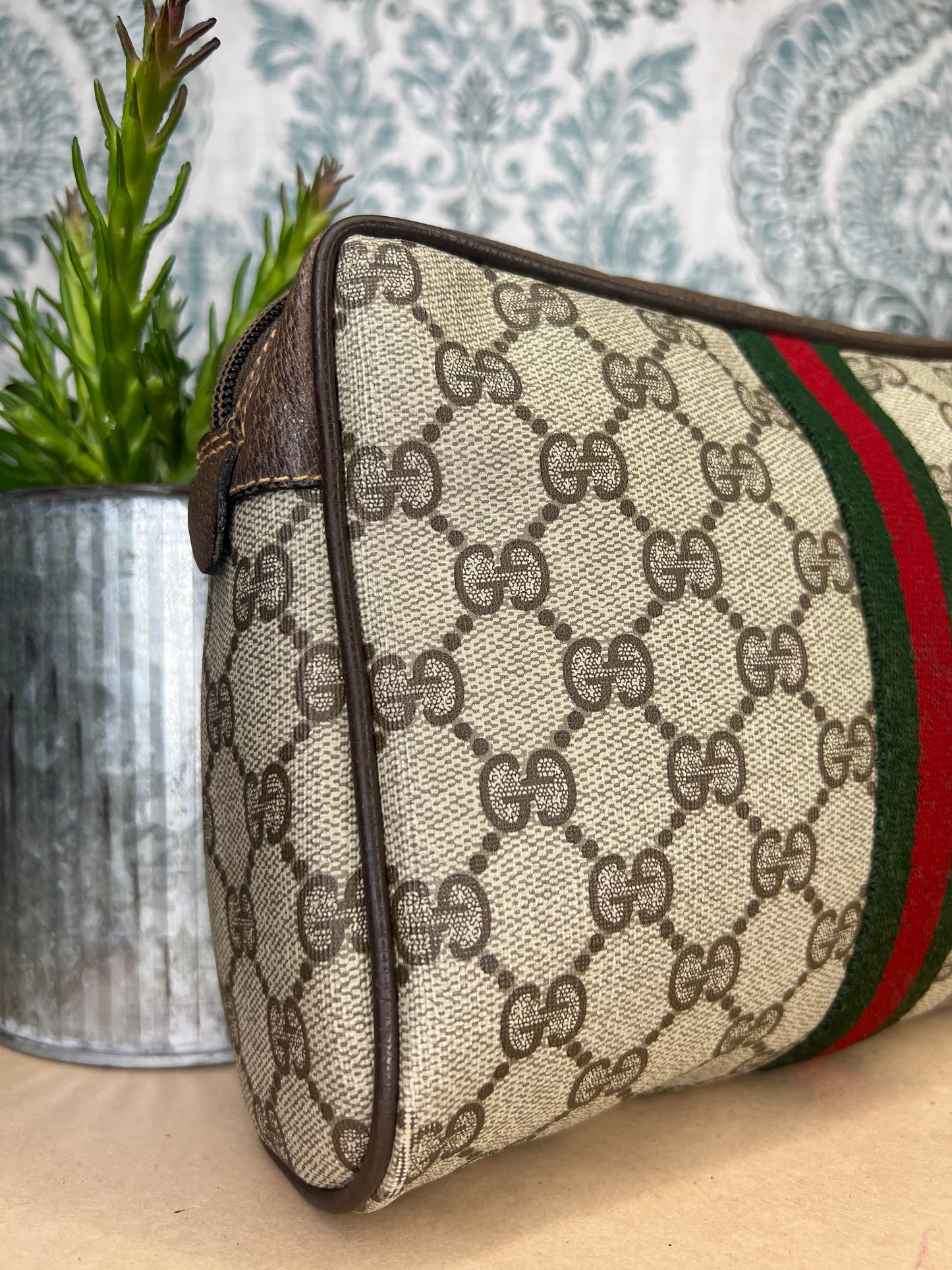 Gucci Supreme Brown Sherry Line Pouch