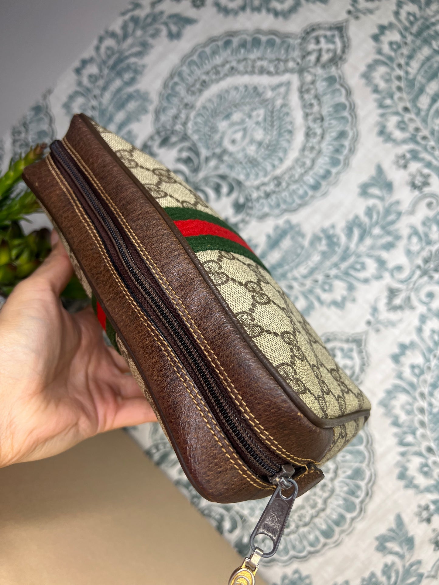 Gucci Supreme Brown Sherry Line Pouch