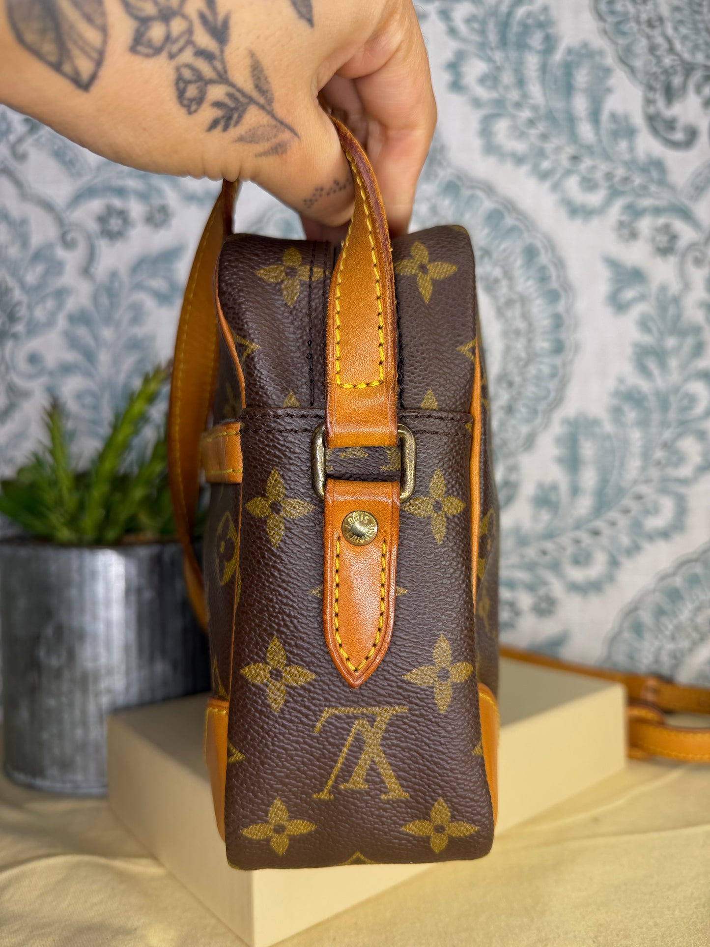 Louis Vuitton Trocadero 27