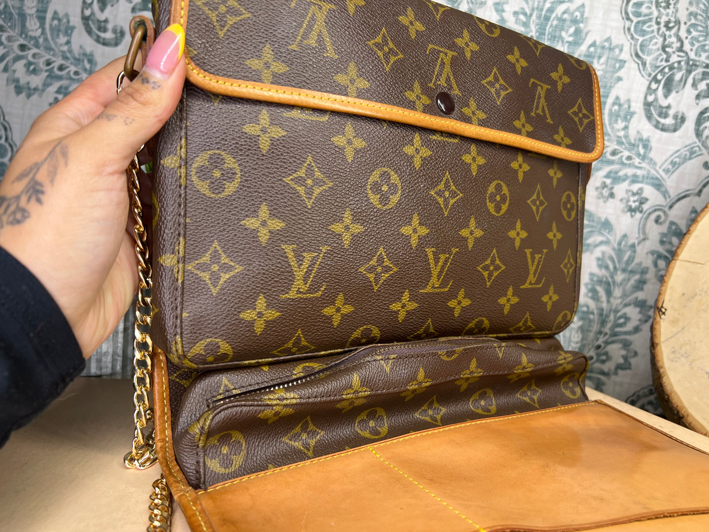 Monogram Portable Serviette

Desktop Organizer