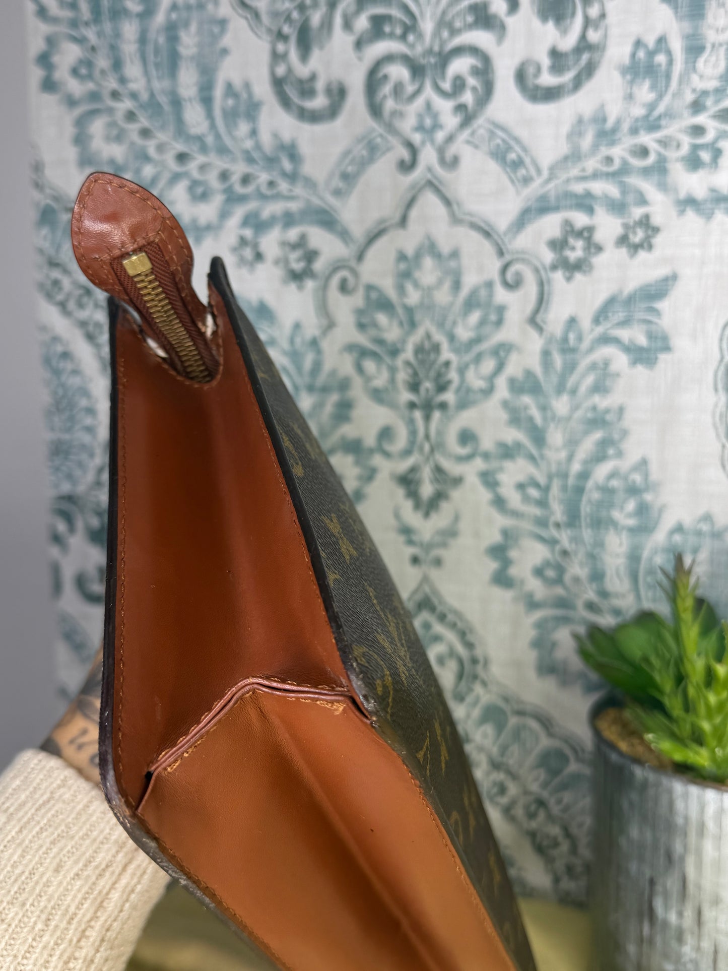 Louis Vuitton Pochette Homme Clutch