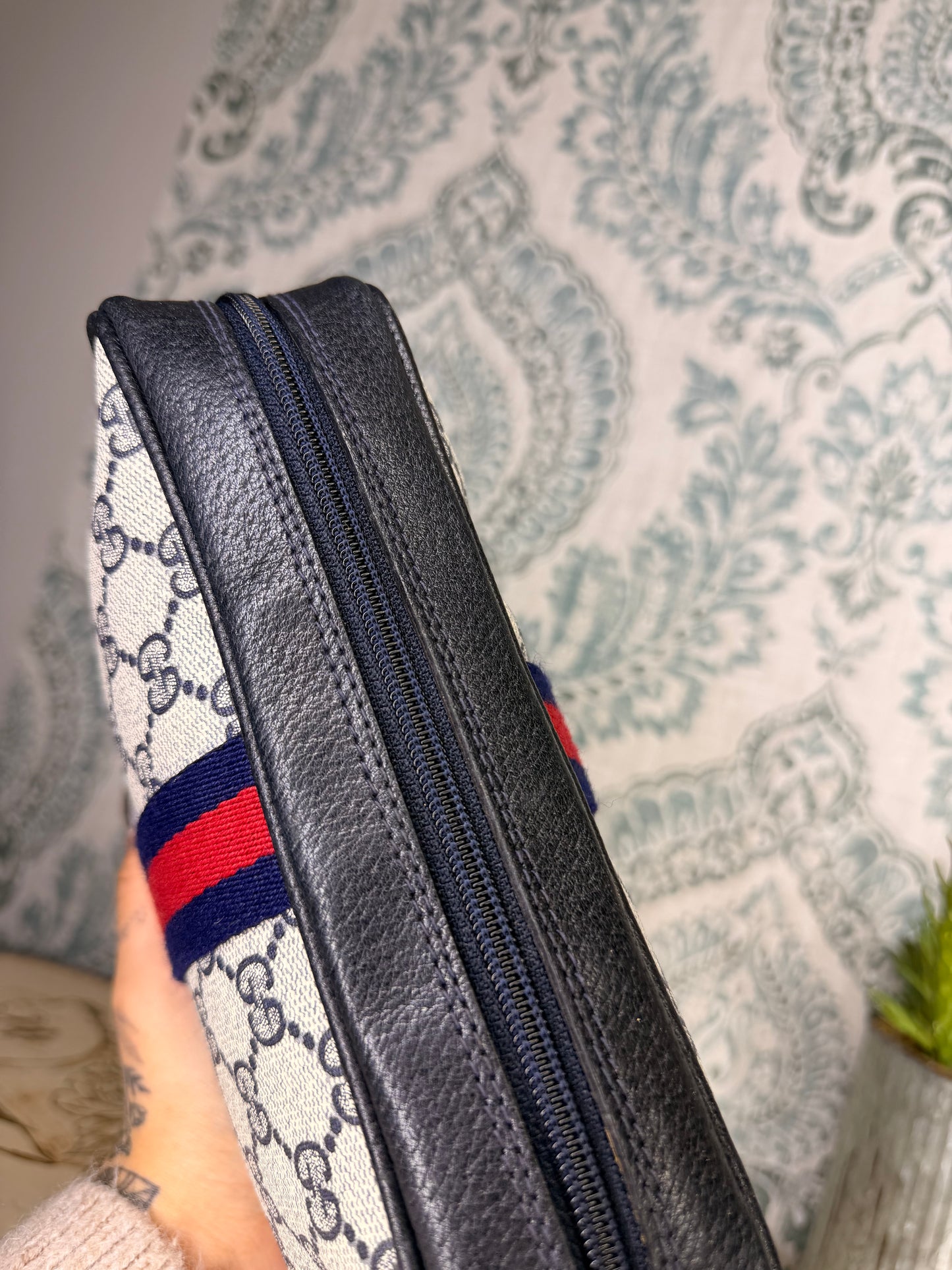 Gucci Navy Sherry Line Clutch