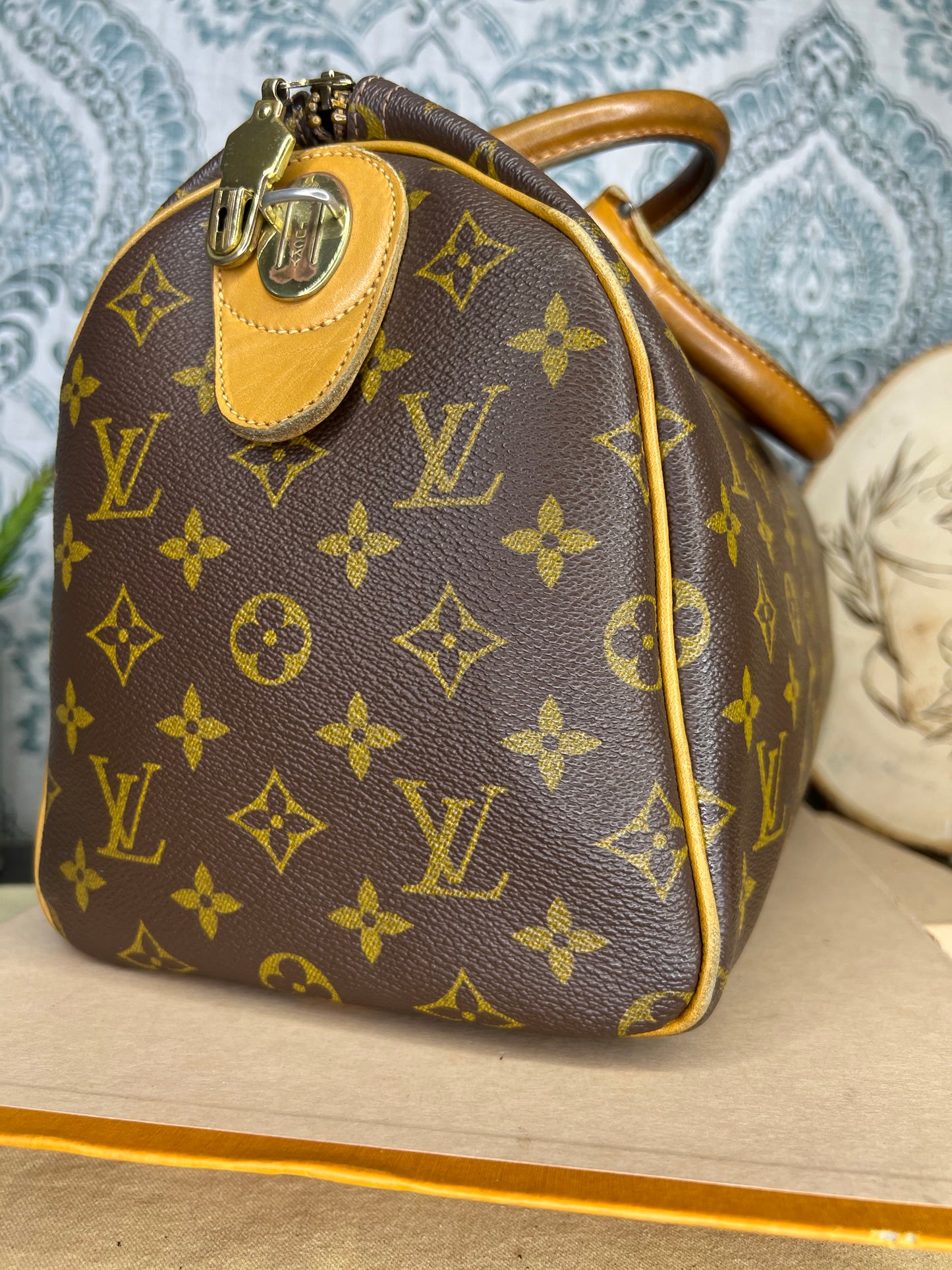 Louis Vuitton French Company Speedy 30