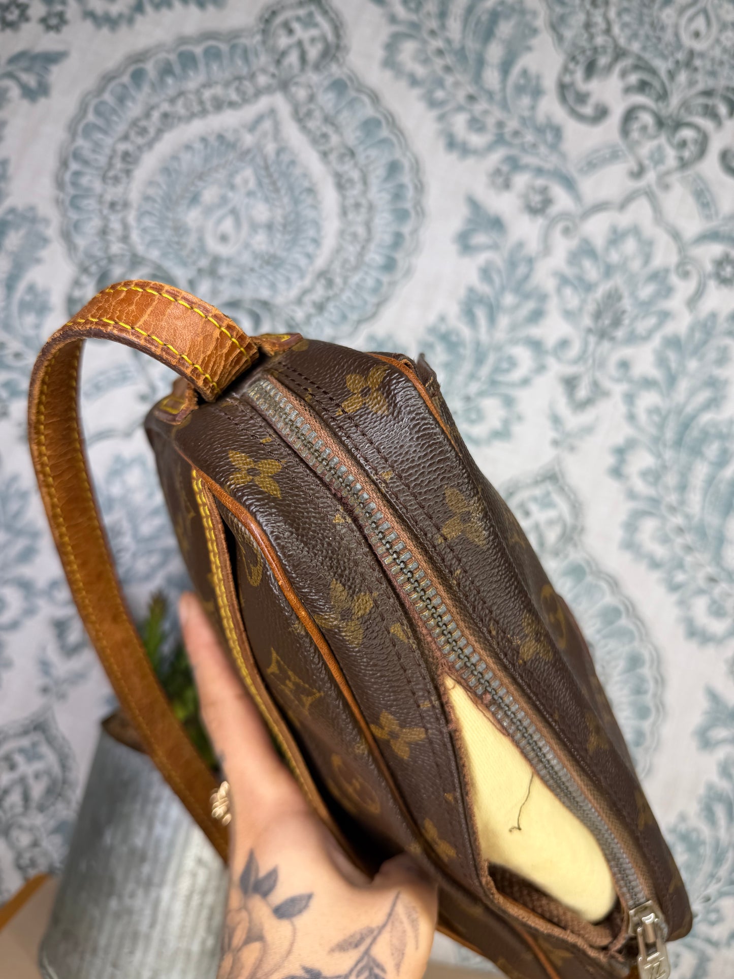Louis Vuitton Jeune Fille GM (needs repair)