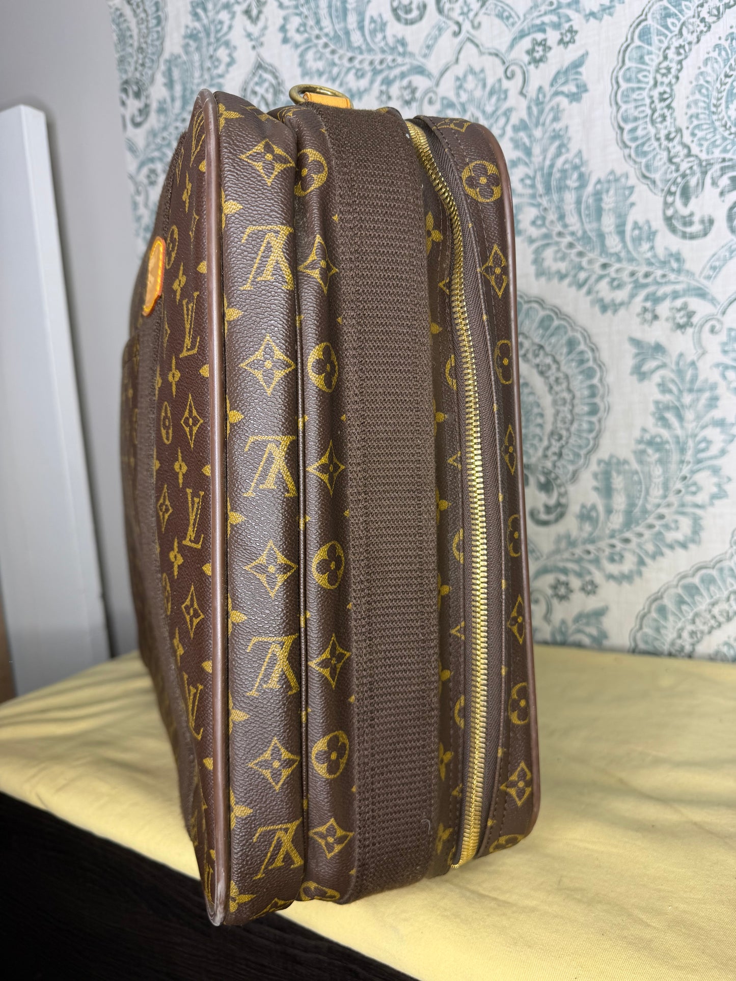 Louis Vuitton Satellite 53 Suit Case