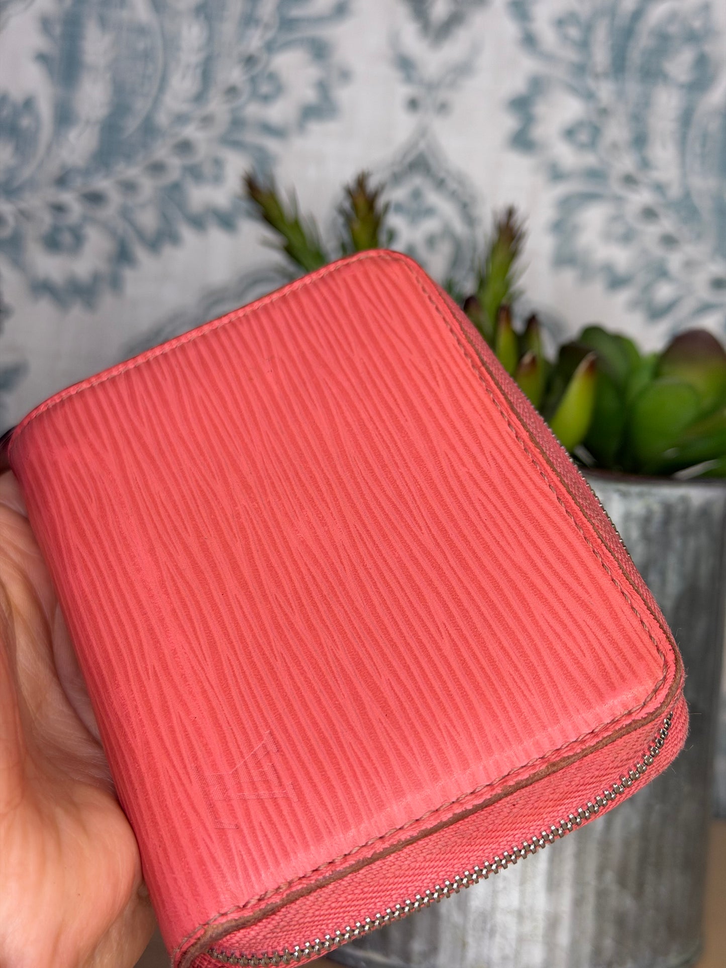 Louis Vuitton Zippy Epi Coin Purse Card Holder Coral