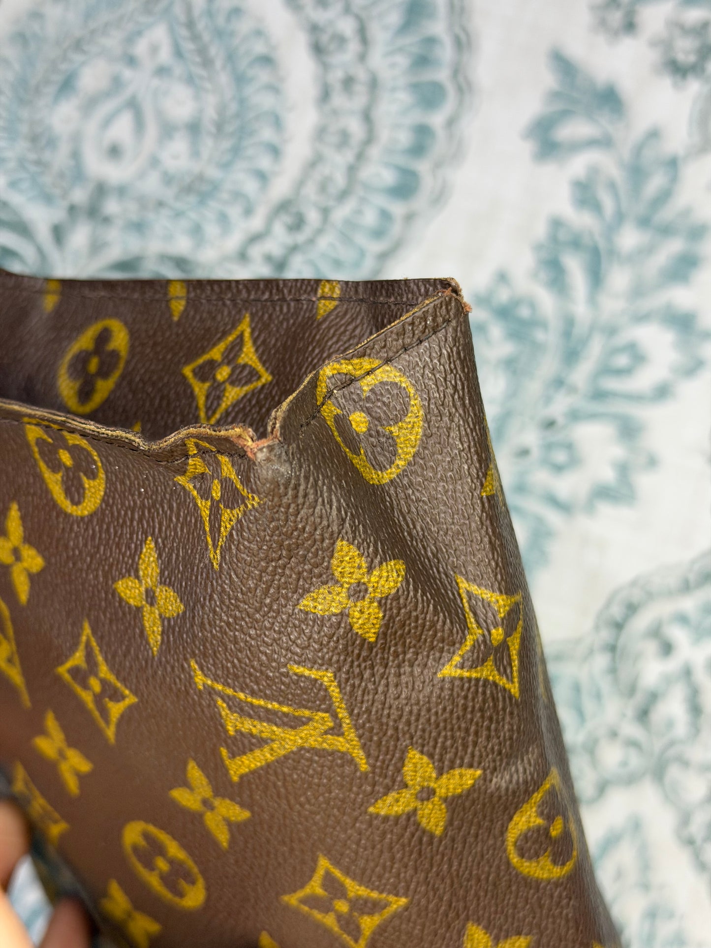 Louis Vuitton Monogram Toiletry 26 (damaged/project)