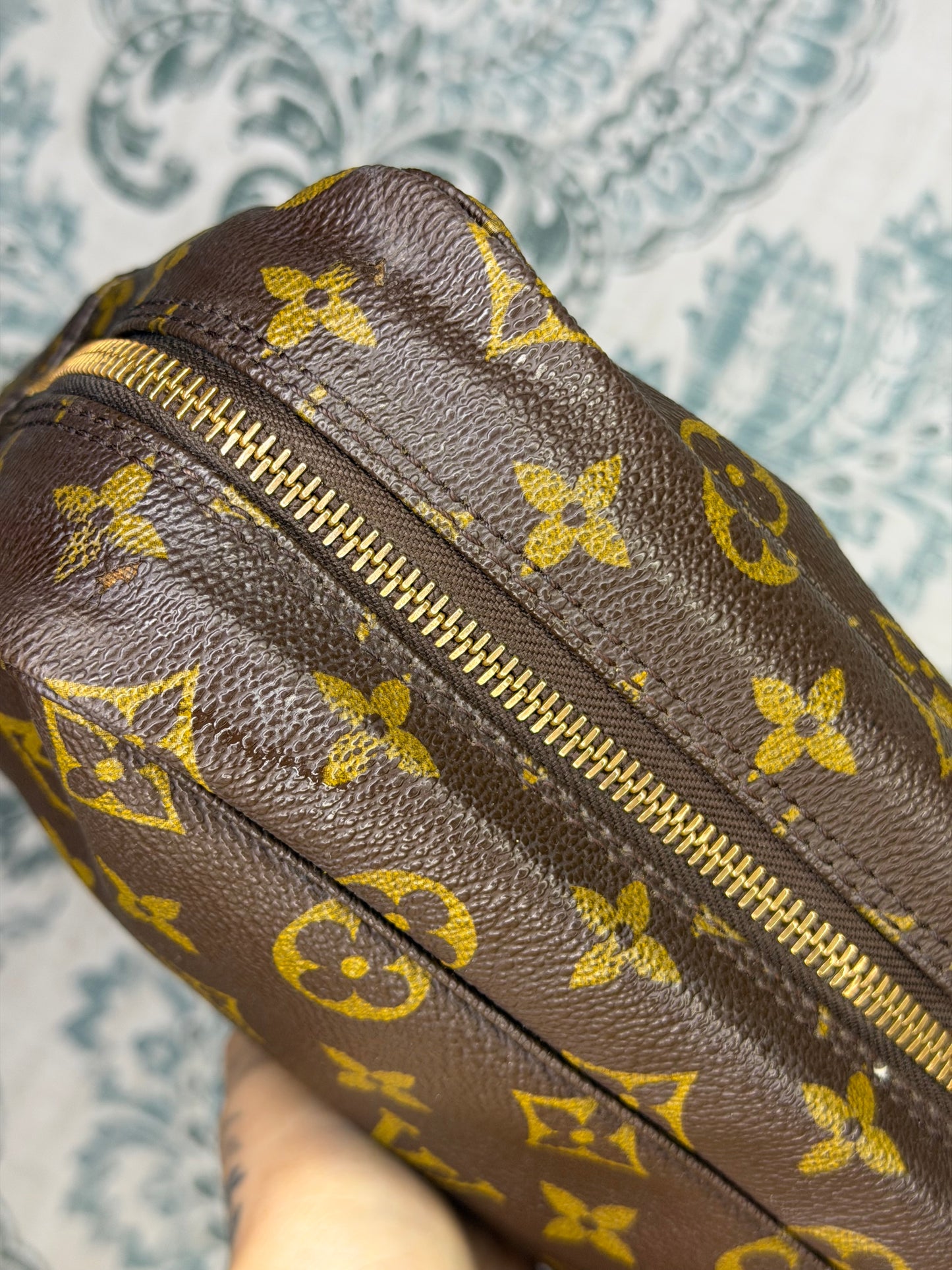 Louis Vuitton Trousse 28