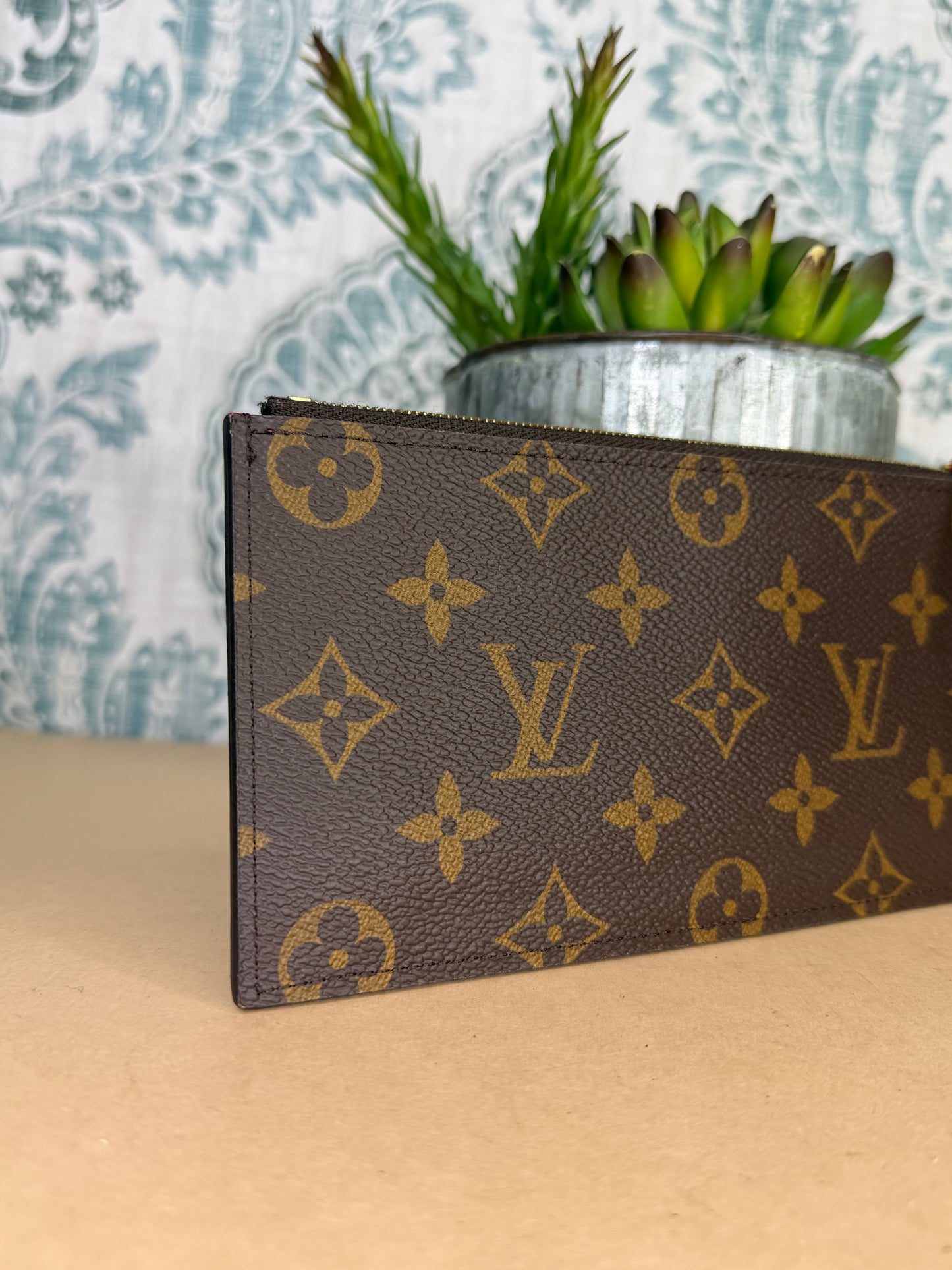 Louis Vuitton Felicie Zip Insert Fuschia