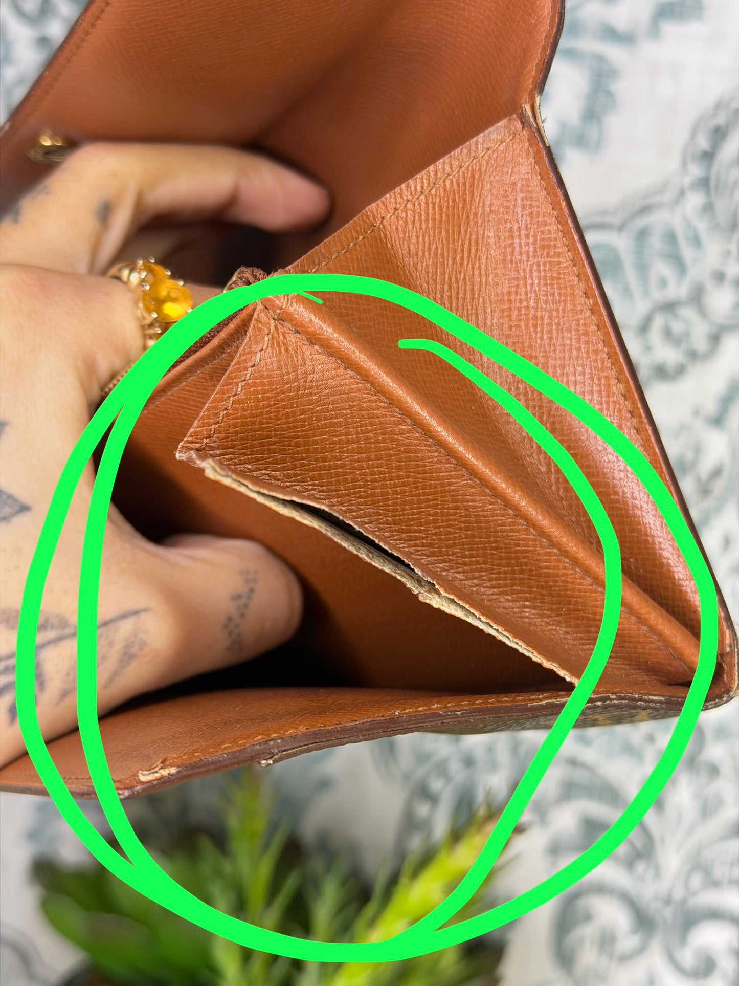 Louis Vuitton Sarah Wallet