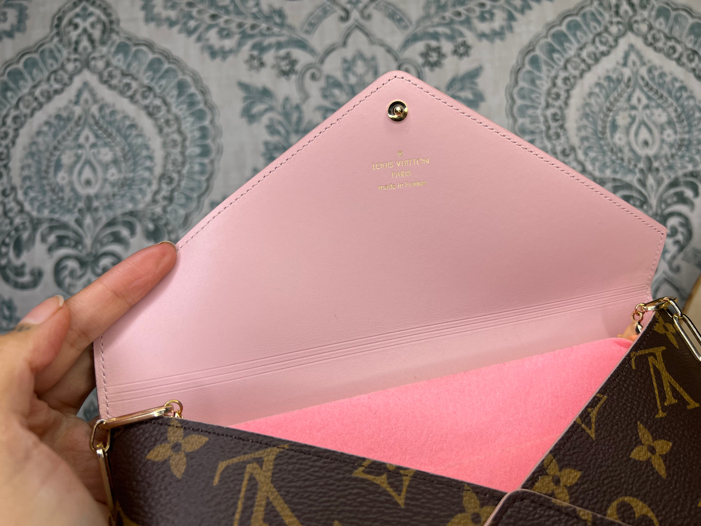 Louis Vuitton Large Kirigami Pochette