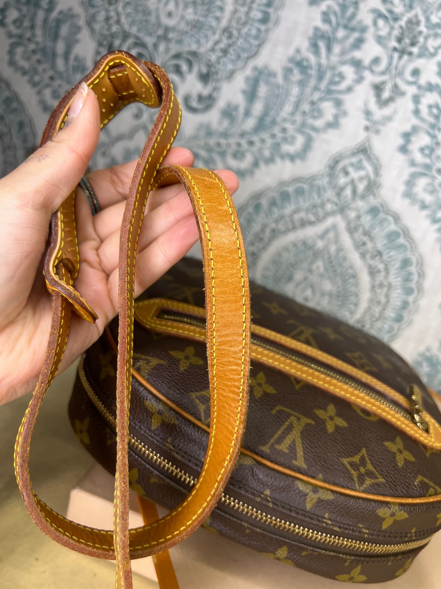 Louis Vuitton Senlis