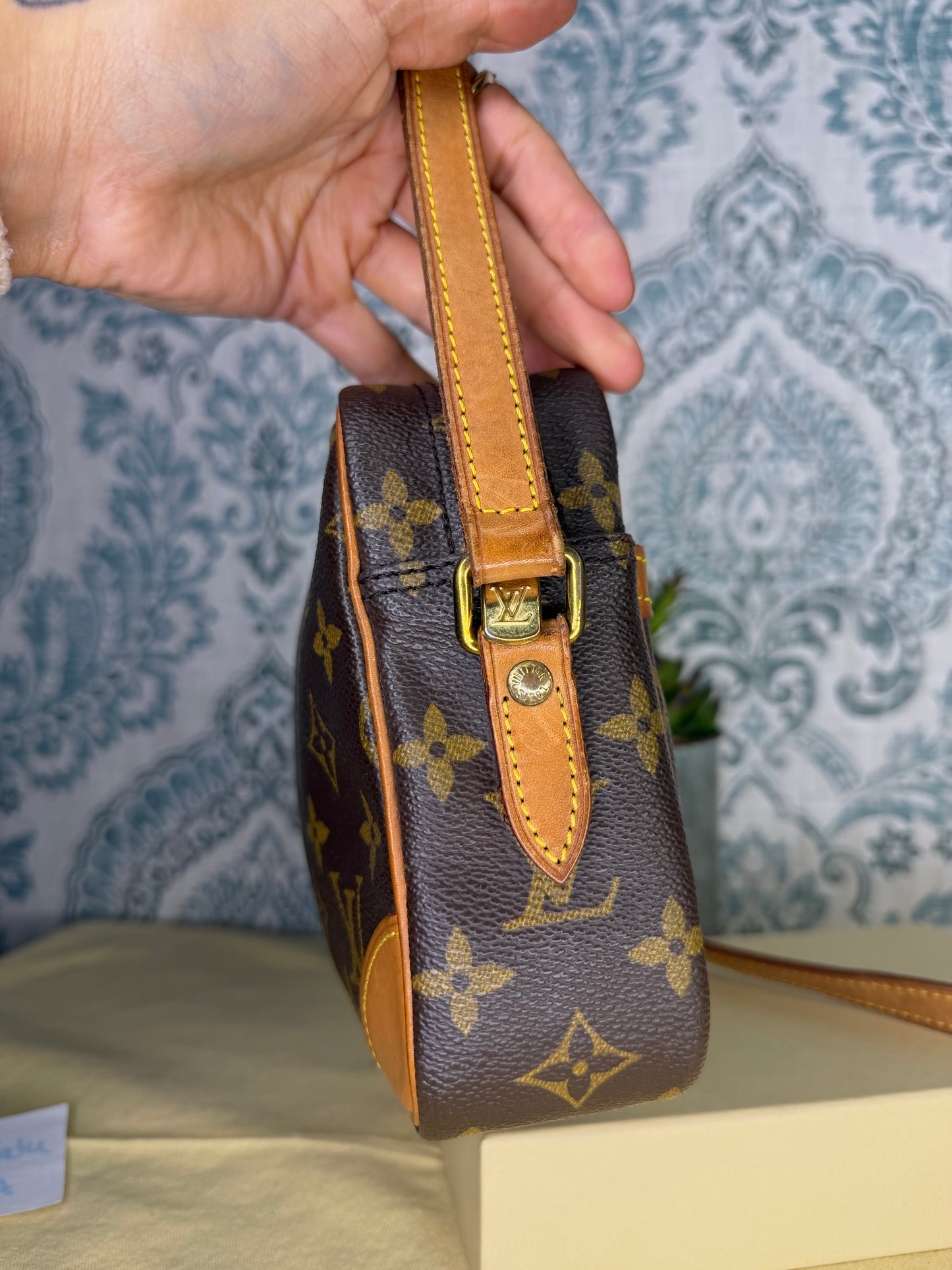 Louis Vuitton Trocadero 23
