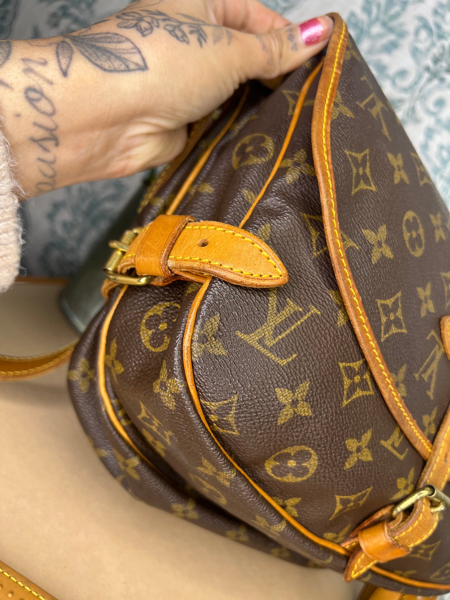 Louis Vuitton Saumur 30